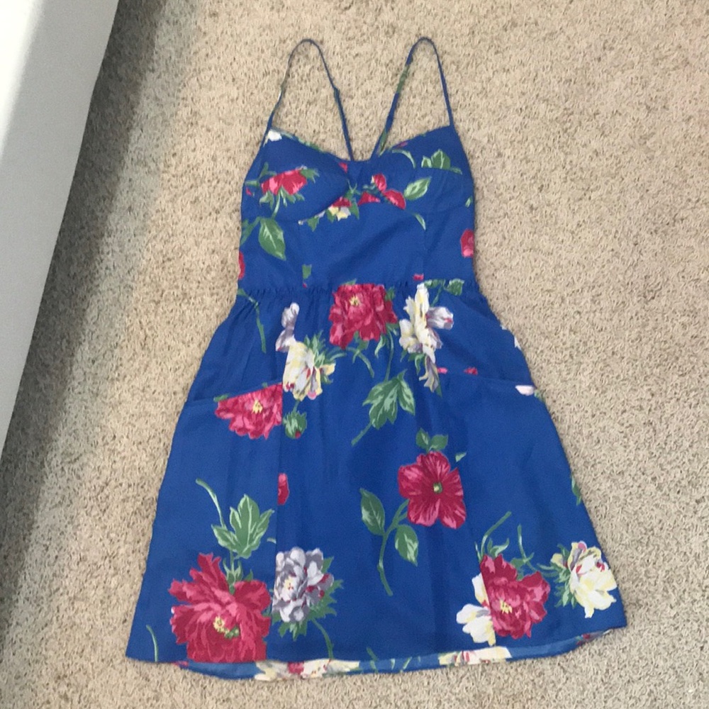 American Eagle Floral Dress!
